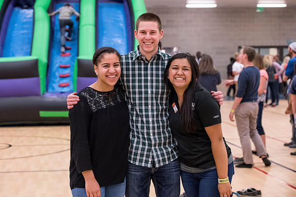 Students kick off the new semester with fun and games at i-Night.