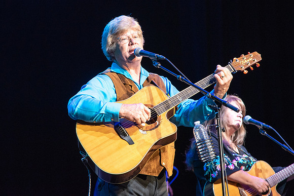 Jim Curry performs songs of John Denver at the Hart Auditorium.
