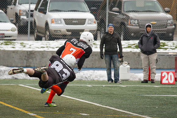 It was a constant battle on the turf for the championship title as the Knights took on the Hurricanes. The Knights were able to hold the Hurricanes as they played in overtime, with the final score bei
