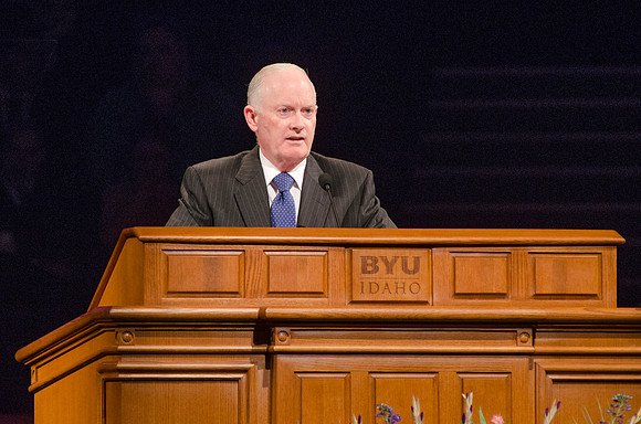 President Clark Speaks to students at first Fall 2014 Devotional