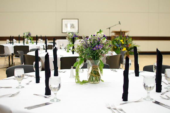 Food services caters the President's Advancement Council dinner.