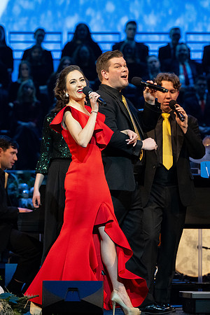 Laura Osnes performs during the Christmas concert with BYUI Student music programs.