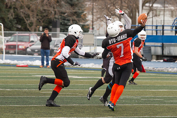 It was a constant battle on the turf for the championship title as the Knights took on the Hurricanes. The Knights were able to hold the Hurricanes as they played in overtime, with the final score bei