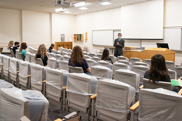 Brother Castro teaches a Missionary Prep during Summer session 2020. Students are separated to be social distance and wear masks during the COVID-19 Pandemic.