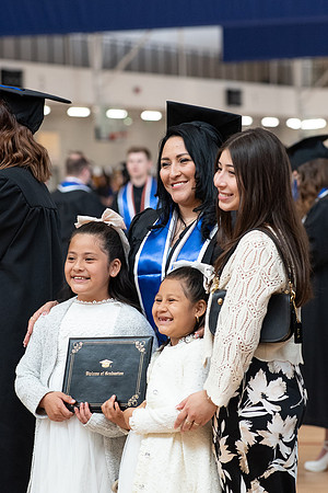 Graduates on Campus - Apr 2025