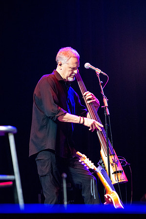 Jim Curry performs songs of John Denver at the Hart Auditorium.