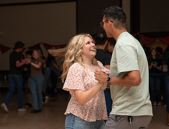 Country dancing - June 2022