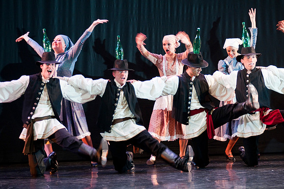 Students perform in dress rehearsal of Extravadance dance performance- Jul 2010