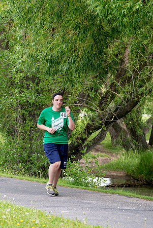 This year's Temple to Temple relay attracted over 400 participants.