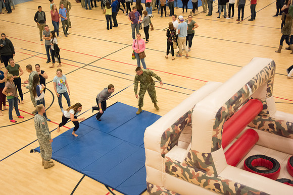 Students have fun at i-night activities before the start of the new semester.