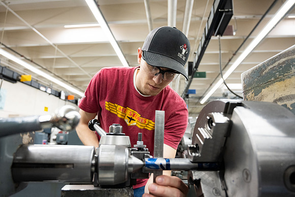 Students working in the metal lab.