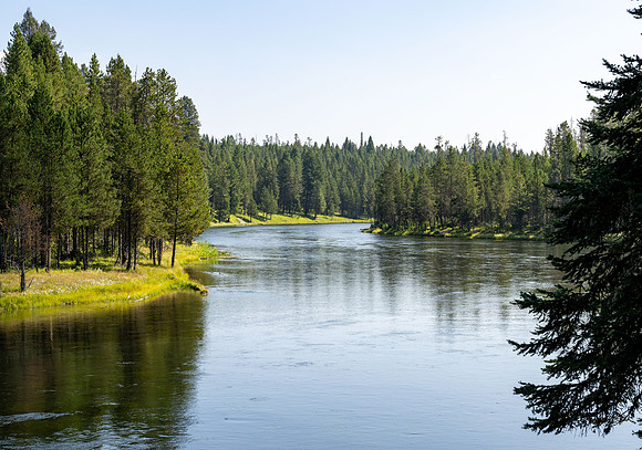 Photo excursion, hike along the river to Coffee Pot rapids.