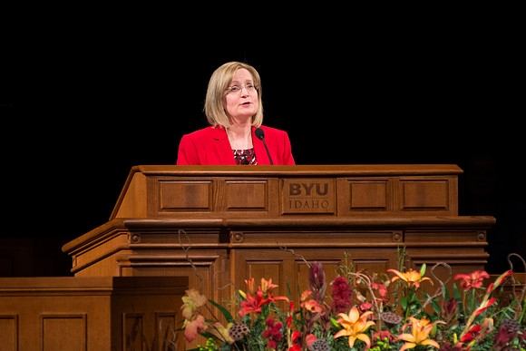 Lynne Anderson, Managing Director over the BYU-Idaho Cirriculum Development, speaks to BYU-Idaho students at Devotional.