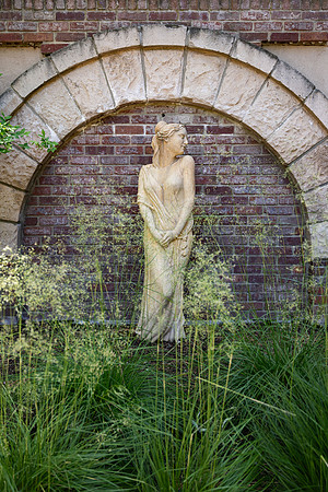 Thomas E Ricks Gardens during spring semester