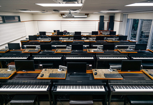 Clarke Piano Lab Music Dept 2019