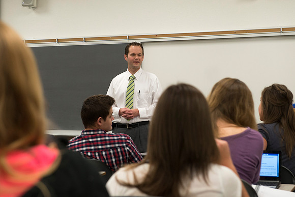 Rob Wright, an adjunct faculty, teaches an advanced Health Psychology class.