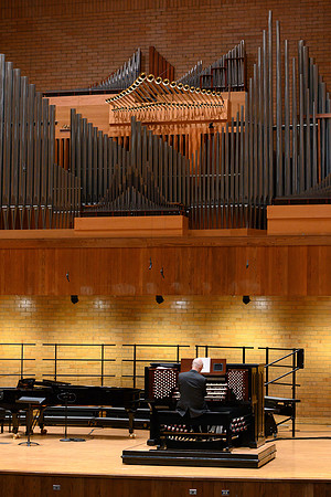 BYU-Idaho students and members of the Rexburg community gather to sing new hymns that have been written by the BYU-Idaho Community. (Students, Faculty/Staff,Community)