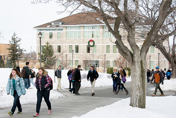Students on Campus during the first week of Winter Semester
