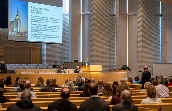 Employees gather in the Taylor Building to be spiritually fed and uplifted during the All Employee Conference.