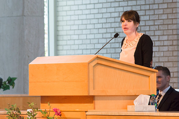 Stephanie Neilson speaks on “Hope, Triumph, and Everyday Joy” at BYU-Idaho.