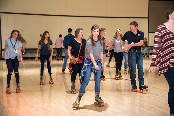 Students kick off the new semester with fun and games at i-Night.
