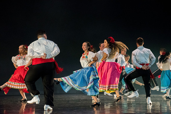 Department of Theatre and Dance showcase the power of art through this semester’s Extravadance theme, “Art Embodied.” Using famous works of art as their inspiration, t­­he dancers express various art