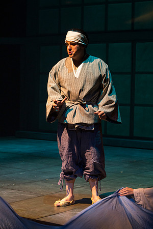 Tree-ear is an orphan boy in a Korean potters' village. He is content living with Crane-man under a bridge barely surviving on scraps of food. All that changes when he sees master potter Min making hi