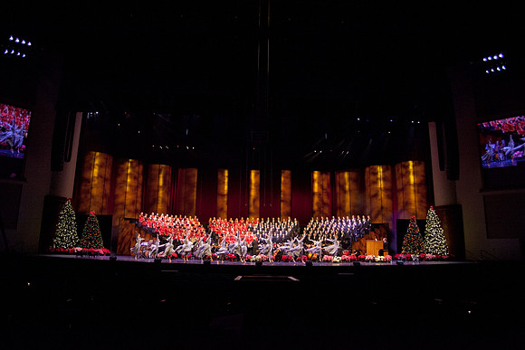At the BYU-Idaho Christmas, the university dance department, choirs and orchestra, came together with guest artists Canadian Brass for a beautiful and uplifting show.