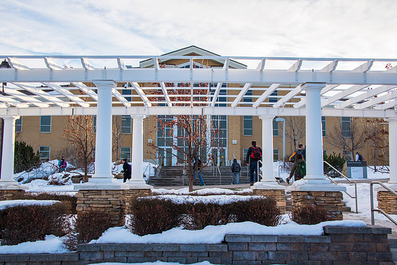 Student's on Campus and Campus Scenery from the first week of Winter Semester.