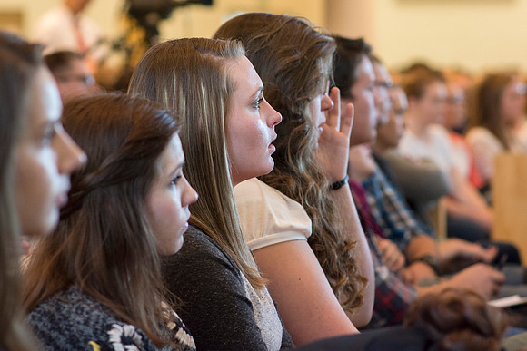 Stephanie Neilson speaks on “Hope, Triumph, and Everyday Joy” at BYU-Idaho.