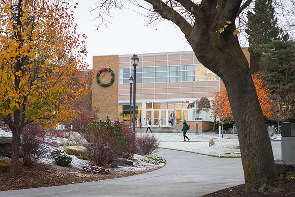 First Snow of Fall 2016 Semester