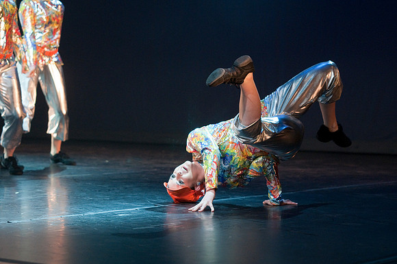 Extravadance