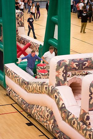 Students have fun at i-night activities before the start of the new semester.