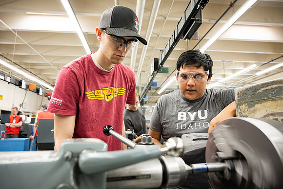 Students working in the metal lab.