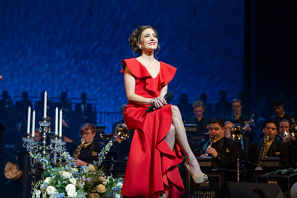 Christmas show with Laura Osnes at the I-Center