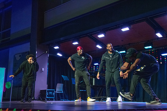 New student talent show - Apr 2022