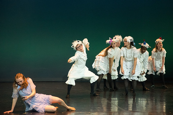 Department of Theatre and Dance showcase the power of art through this semester’s Extravadance theme, “Art Embodied.” Using famous works of art as their inspiration, t­­he dancers express various art