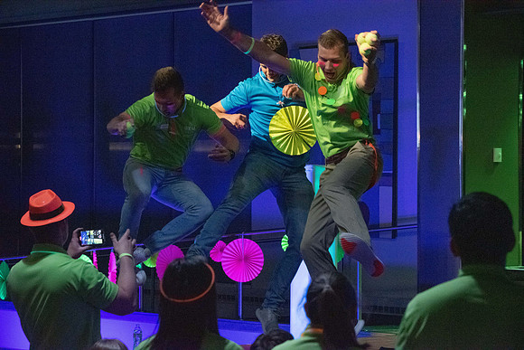 New student talent show - Apr 2022