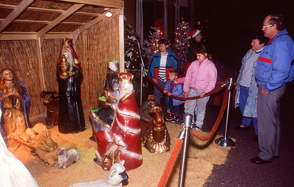 Christmas Tree Lane, 1990