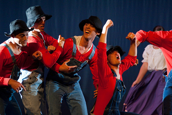 Students perform in dress rehearsal of Extravadance dance performance- Jul 2010