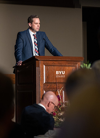 President's Club members enjoy an evening of socializing, musical entertainment and wonderful food in the Manwaring Center Ballroom.
