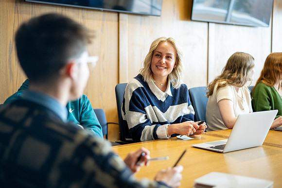 Focus Group Marketing - Mar 2025