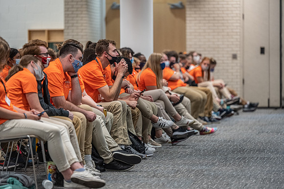 New student mentors participate in training before Get Connected starts.
