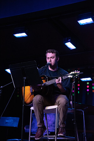 New student talent show - Apr 2022