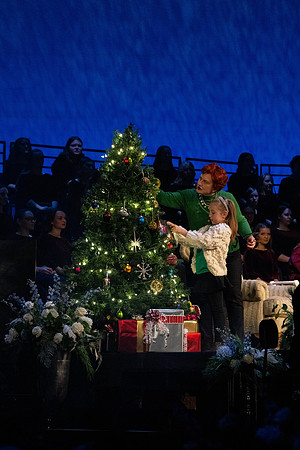 Laura Osnes performs during the Christmas concert with BYUI Student music programs.