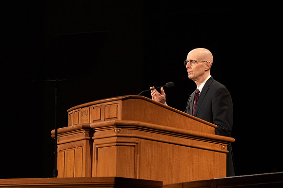 New students and parents learn about the events at Get Connected and how BYU-Idaho can help students succeed.
