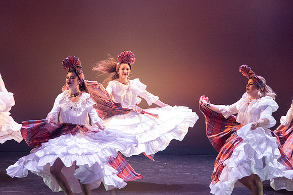 Department of Theatre and Dance showcase the power of art through this semester’s Extravadance theme, “Art Embodied.” Using famous works of art as their inspiration, t­­he dancers express various art