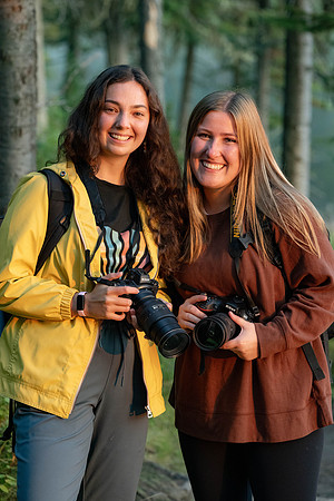 Photo excursion, hike along the river to Coffee Pot rapids.