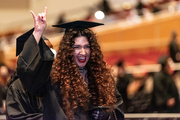 Commencement- Dec 2021