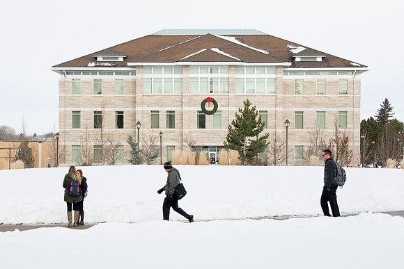 Students on Campus during the first week of Winter Semester
